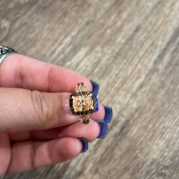 Vanna K for Bella Luce Beautiful Ring - Picture 4 of 9